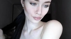 Brunette Solo Webcam Masturbation