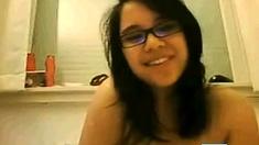 Amanda nasty teen with glasses masturbate